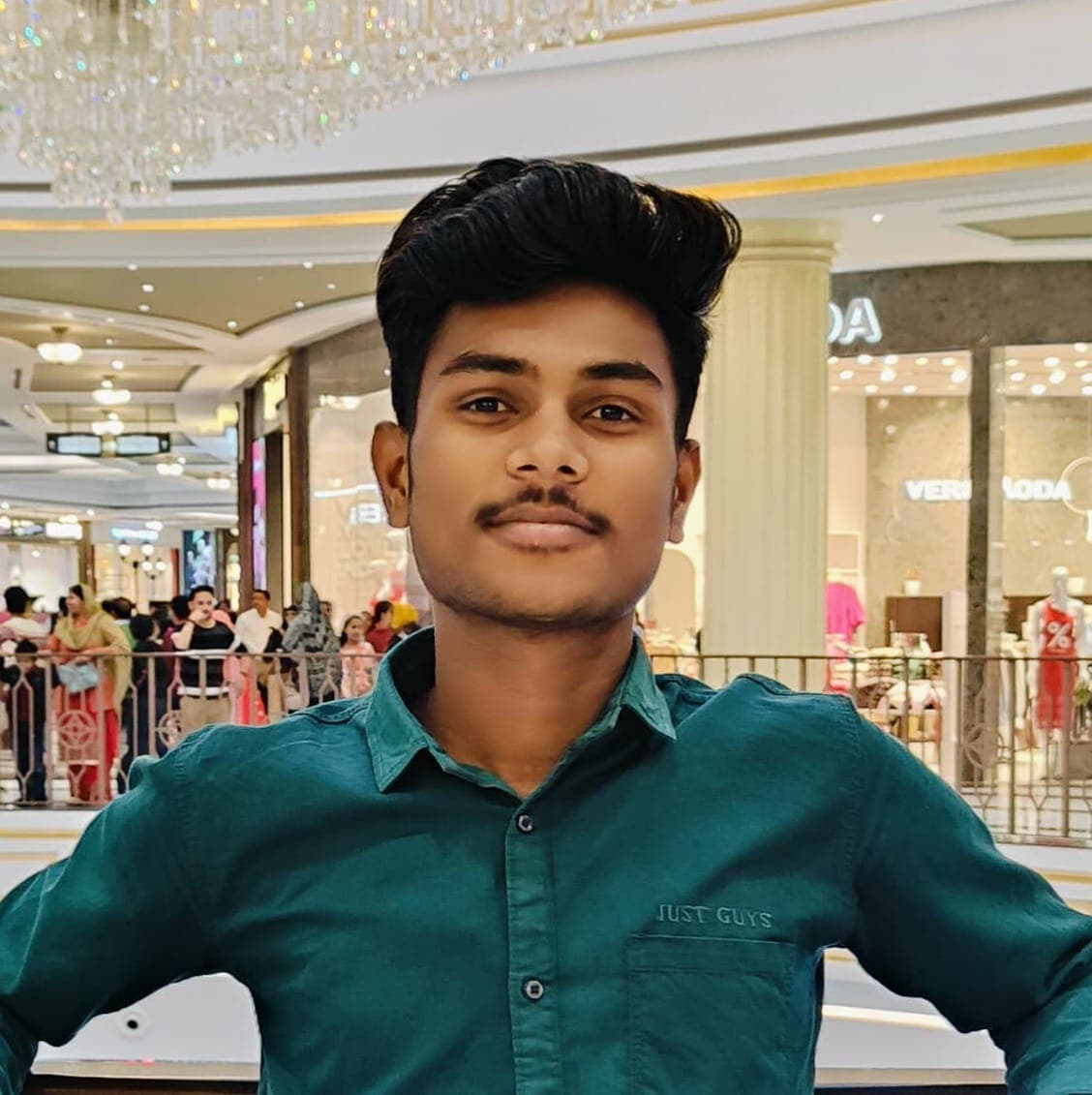 Vaibhav Modi